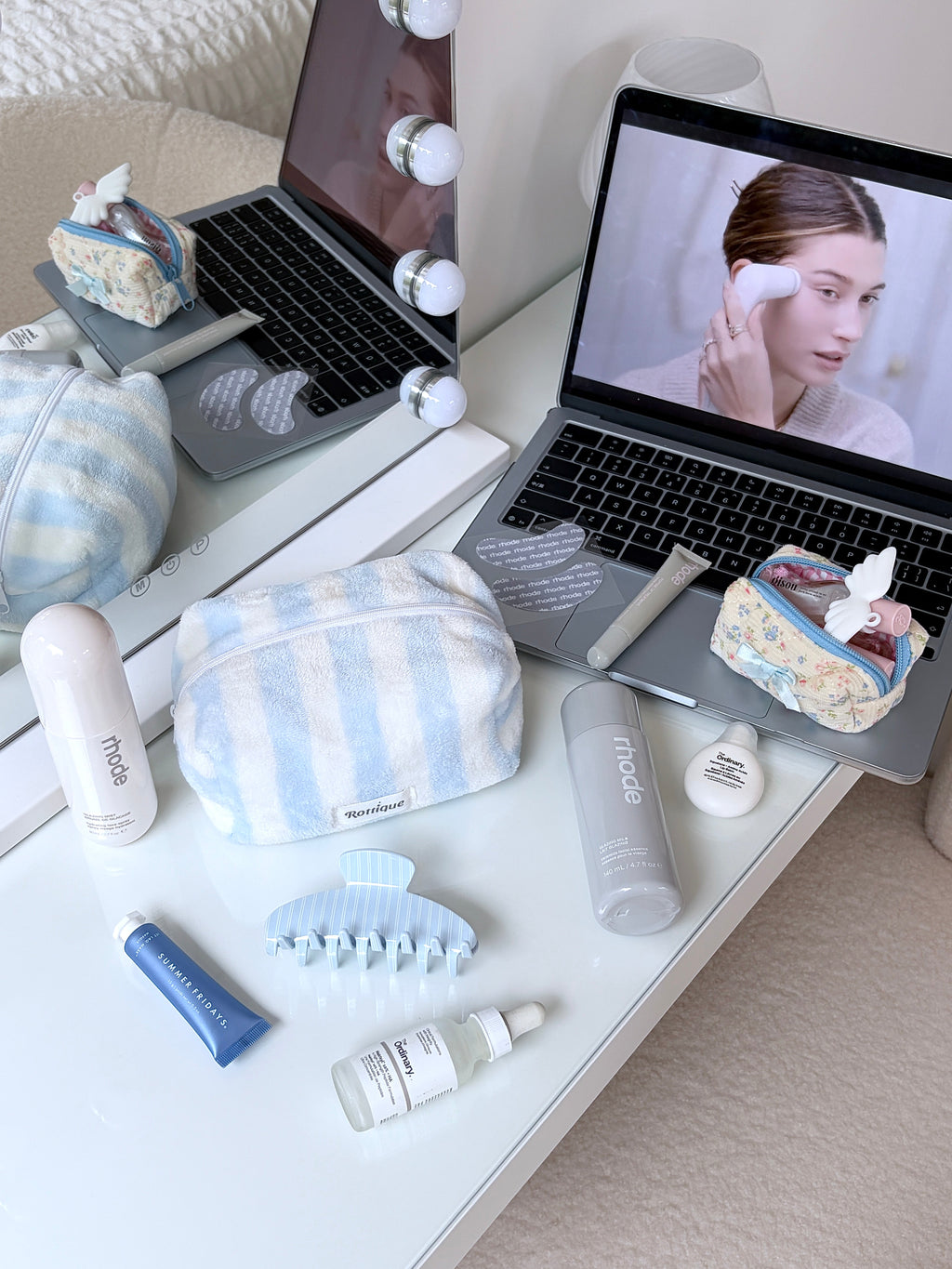Bonbon Beauty Case