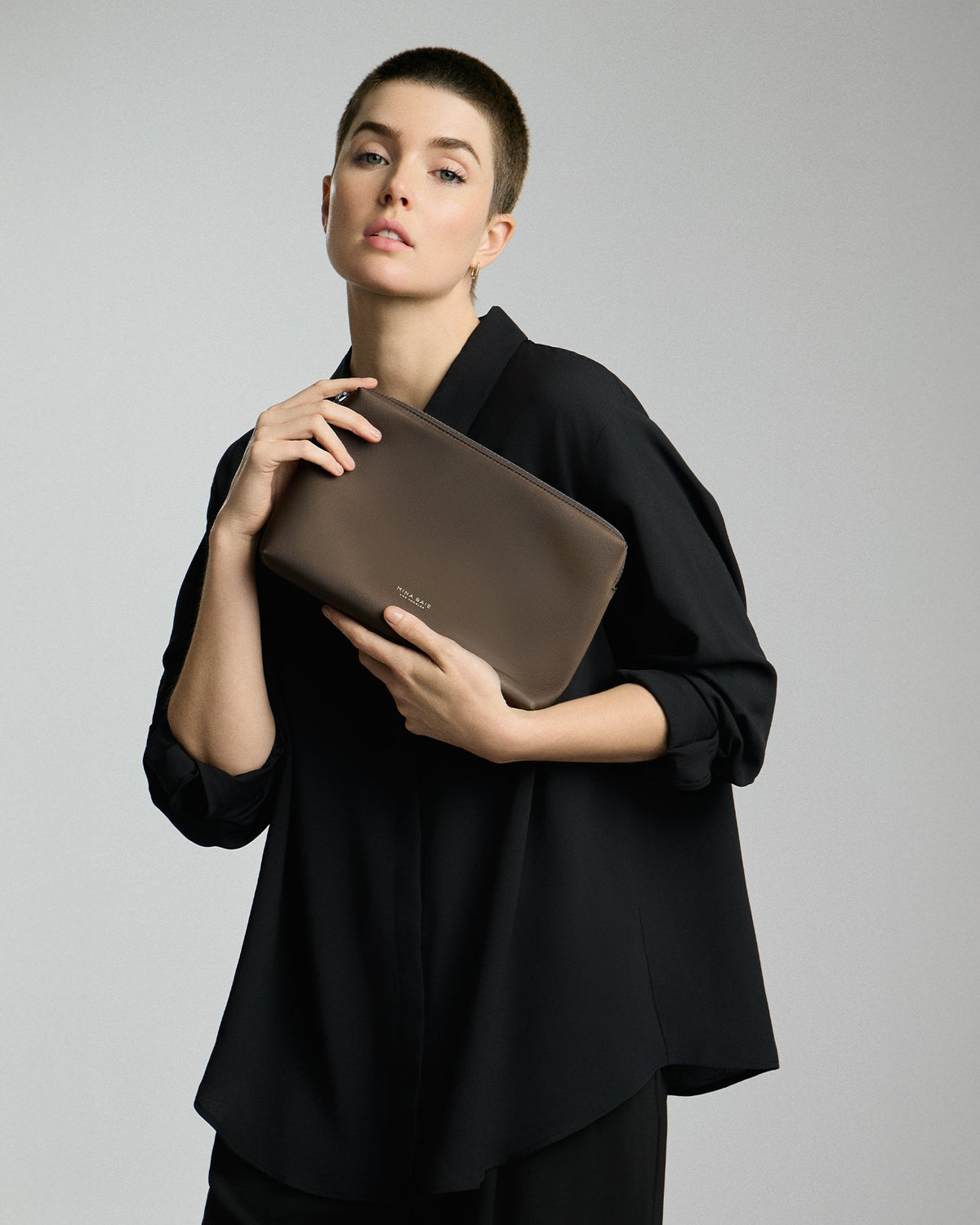 Ari Everyday Pouch Nylon
