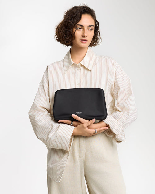 Ari Everyday Pouch Nylon